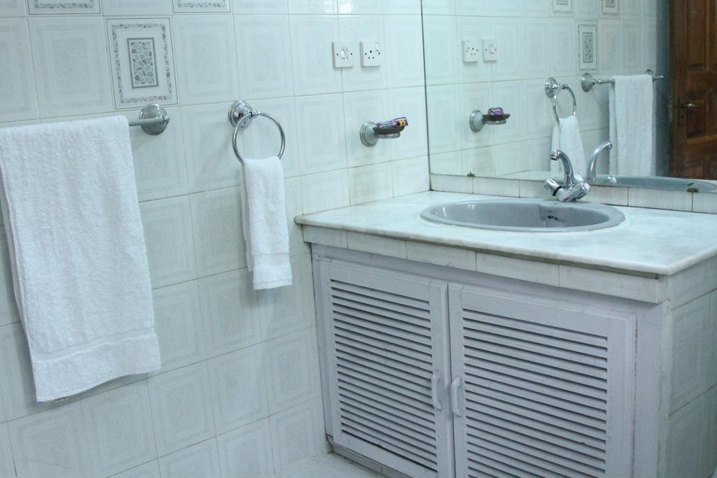Delano Guest House Islamabad Habitación foto